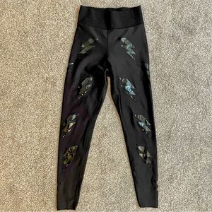 Ultracor Women's Size S Black Lightning Bolt 22 x 24 Leggings